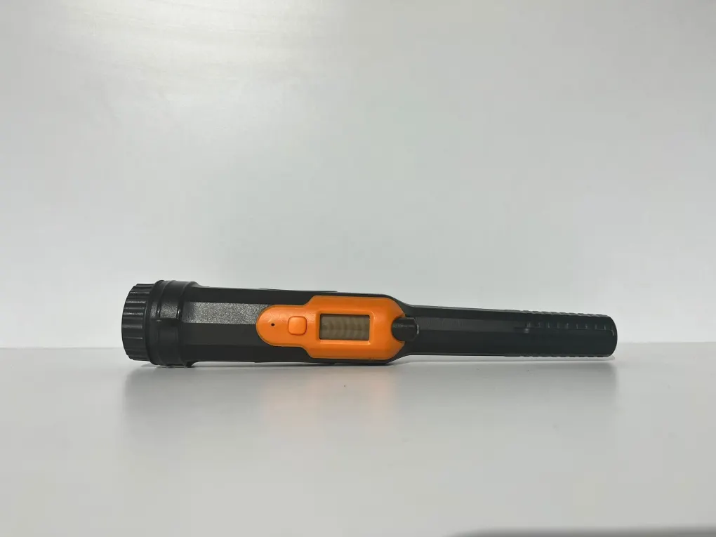 GPoint Dedektör GPoint Soft Pinpointer — Ekranlı Mesafe Göstergeli Noktalama Aracı (9V Pil, Kolay Kullanım, 1 Yıl Garanti)